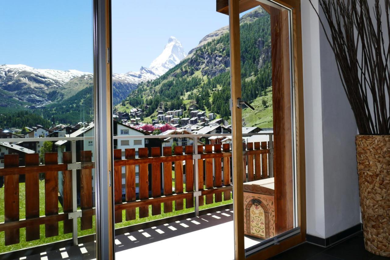 Luxury Chalets & Apartments By Mountain Exposure Цермат Стая снимка