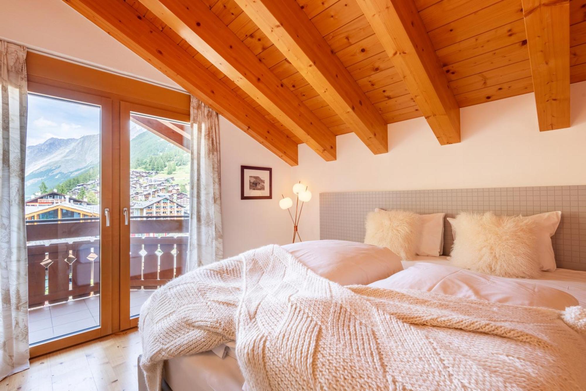 Luxury Chalets & Apartments By Mountain Exposure Цермат Стая снимка